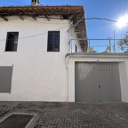 Onetwosleep Guesthouse Shkodër Eksteriør bilde