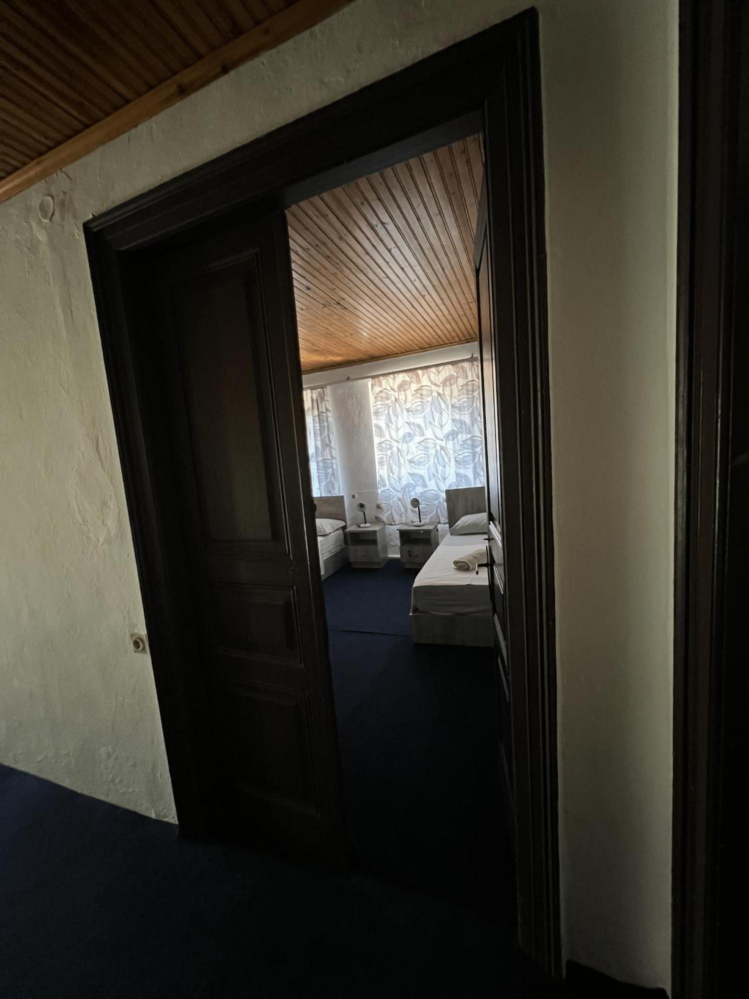 Onetwosleep Guesthouse Shkodër Eksteriør bilde