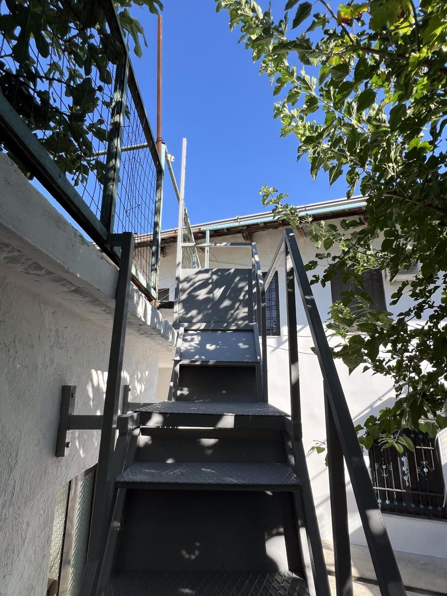 Onetwosleep Guesthouse Shkodër Eksteriør bilde
